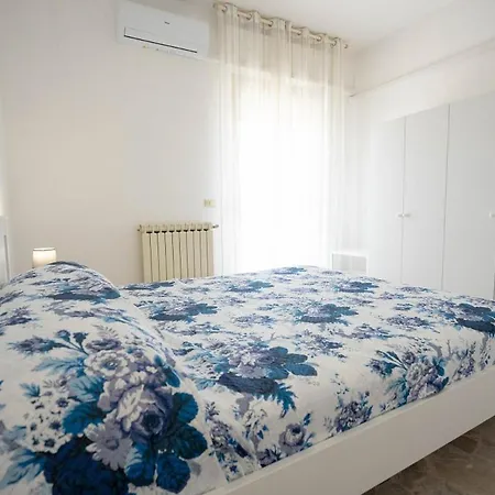 La Conchiglia Apartment *